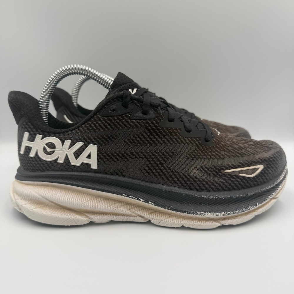 Hoka One One Clifton 9 Women Size 7.5 Running Shoes Athletic Sneaker Black White